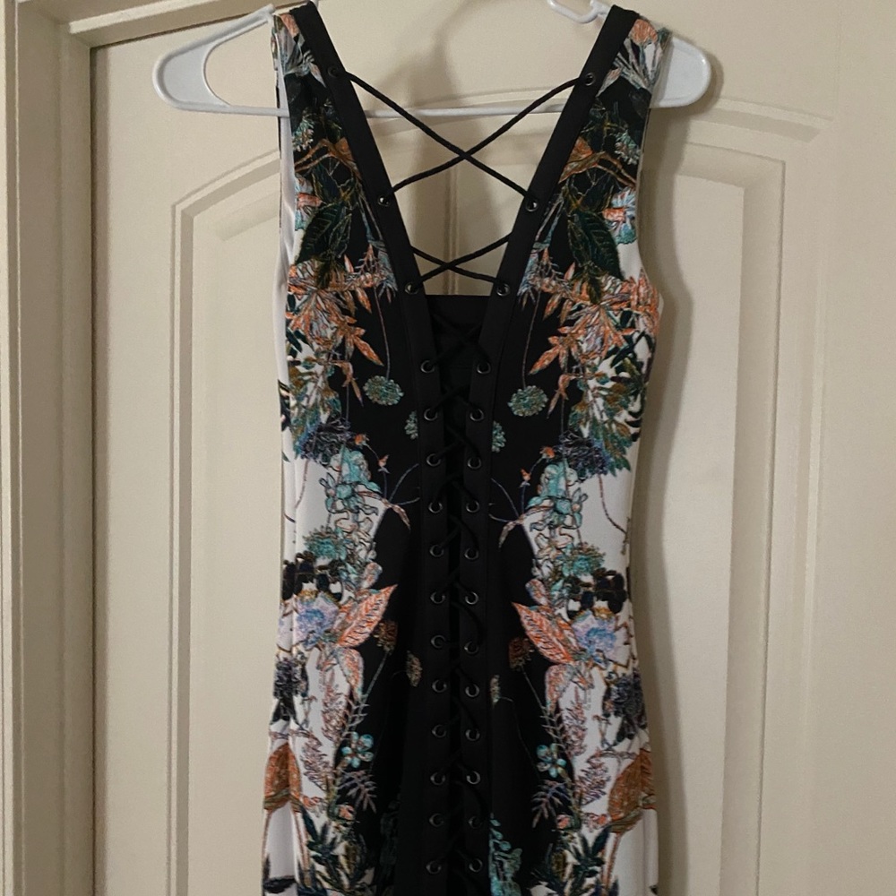 Bebe dress